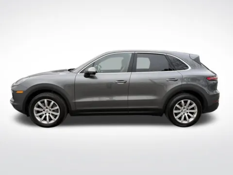 More photos of 2021 Porsche Cayenne at Dream Work Automotive, NC