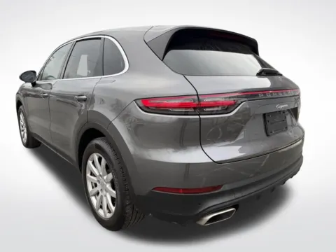 More photos of 2021 Porsche Cayenne at Dream Work Automotive, NC