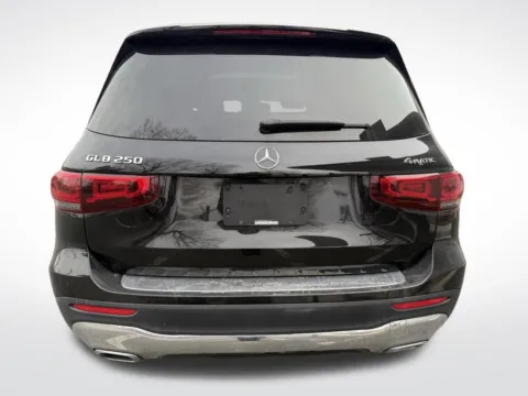 More photos of 2021 Mercedes-Benz GLB 250 at Dream Work Automotive, NC