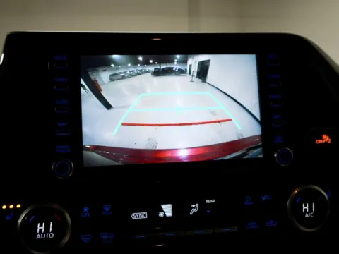 More photos of 2020 Toyota Highlander XLE at Dream Work Automotive, NC