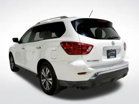 More photos of 2017 Nissan Pathfinder SV at Dream Work Automotive, NC