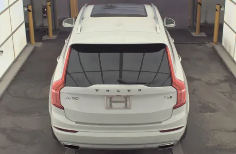 More photos of 2018 Volvo XC90 T6 Momentum at Dream Work Automotive, NC