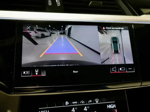 More photos of 2023 Audi e-tron Sportback S line Prestige at Dream Work Automotive, NC