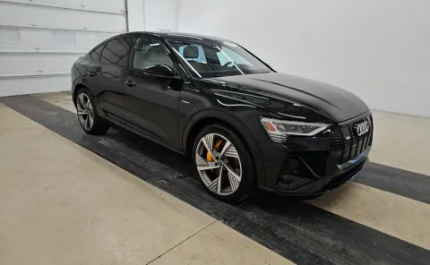 More photos of 2023 Audi e-tron Sportback S line Prestige at Dream Work Automotive, NC