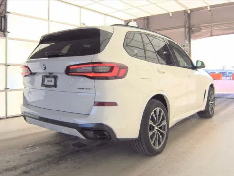 More photos of 2022 BMW X5 xDrive40i at Dream Work Automotive, NC