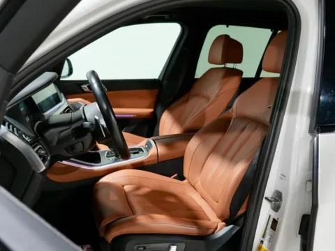 Another view of 2022 BMW X5 xDrive40i for sale in Charlotte, NC at Dream Work Automotive