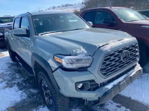 More photos of 2022 Toyota Tacoma TRD Off-Road at Dream Work Automotive, NC