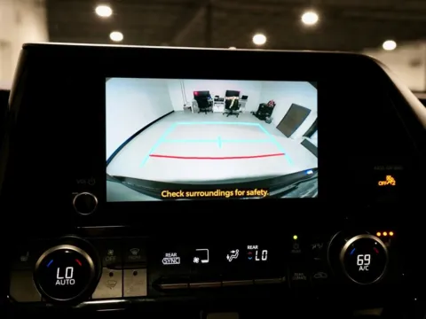 More photos of 2025 Toyota Highlander Hybrid XLE at Dream Work Automotive, NC