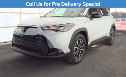 White 2025 Toyota Corolla Cross Hybrid SE for sale in Charlotte, NC