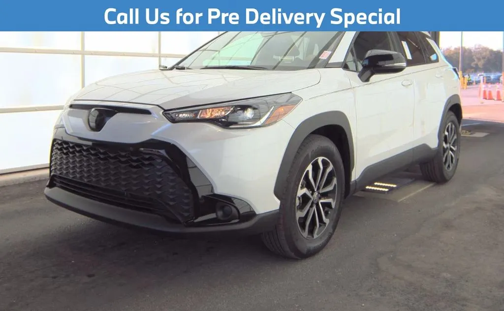 White 2025 Toyota Corolla Cross Hybrid SE for sale in Charlotte, NC