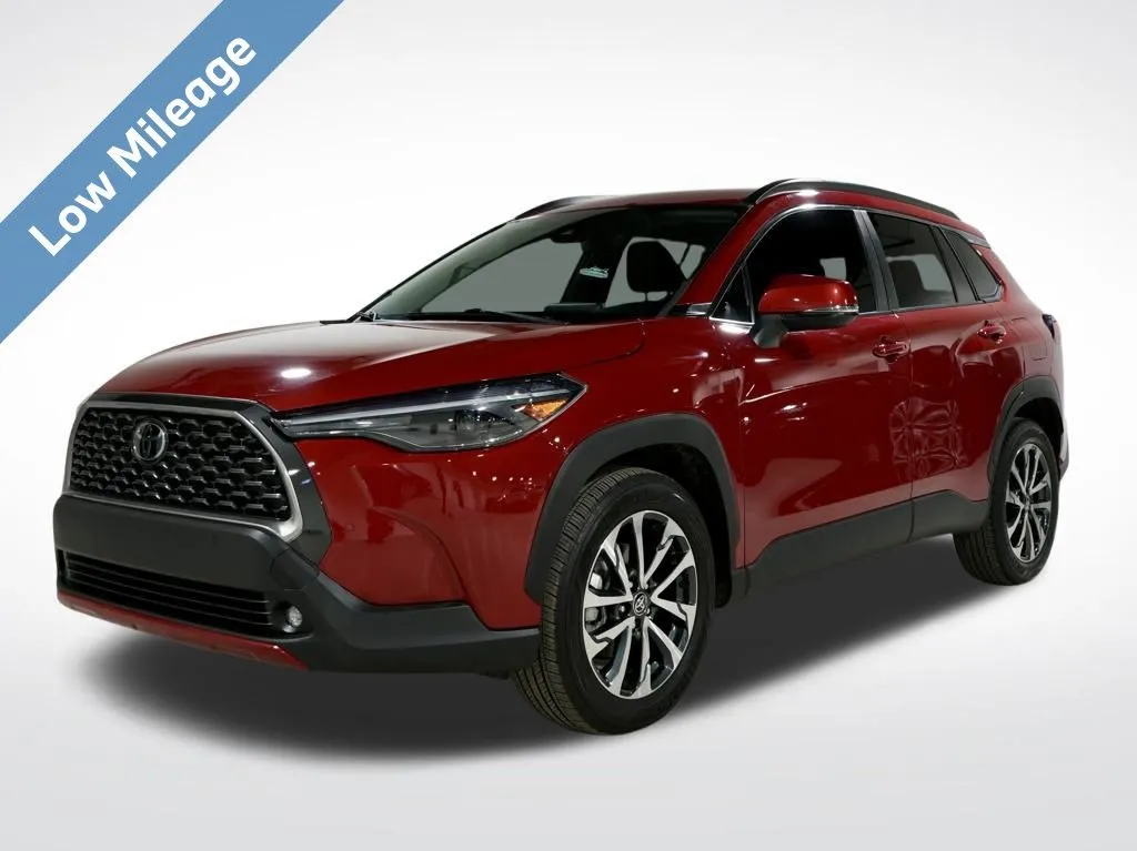 Used 2022 Toyota Corolla Cross XLE for sale in Charlotte, NC at