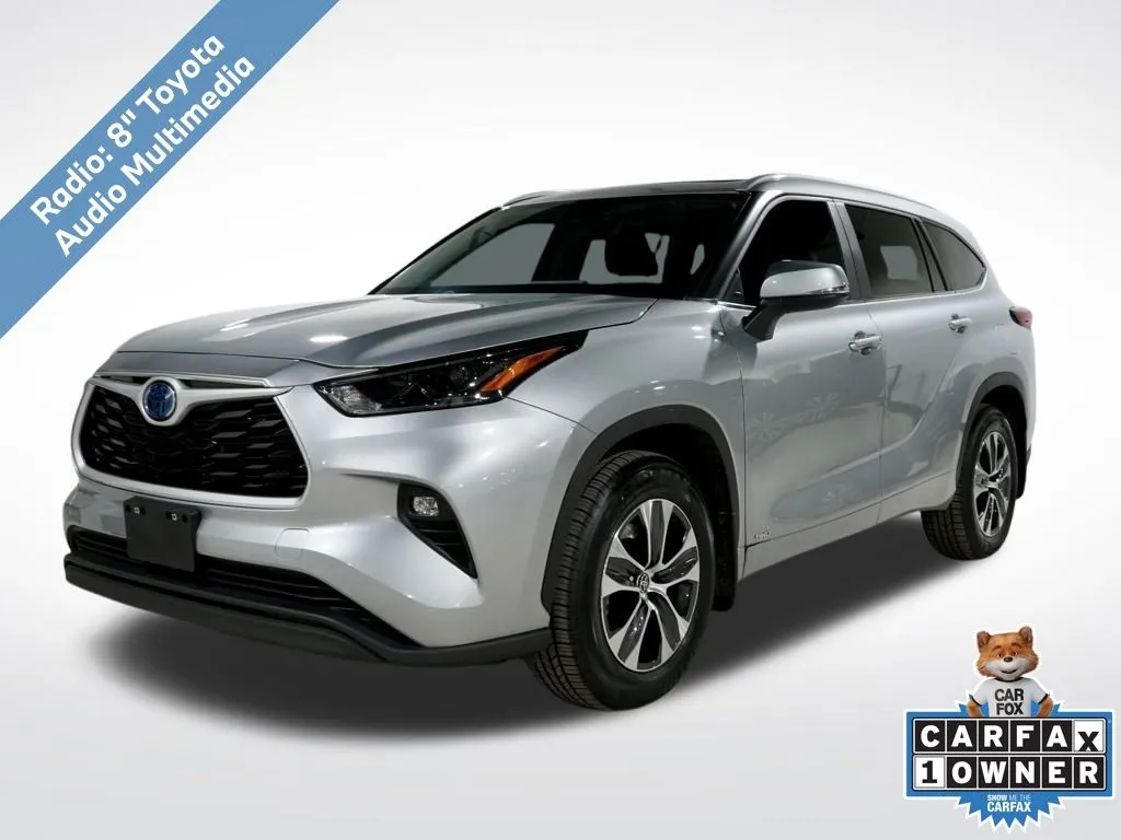 Silver 2023 Toyota Highlander Hybrid XLE for sale in Charlotte, NC