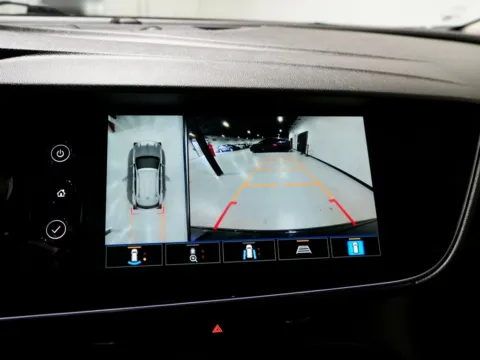 More photos of 2022 Buick Envision Avenir at Dream Work Automotive, NC