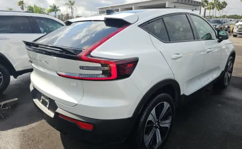 More photos of 2023 Volvo C40 Recharge Pure Electric Twin Plus at Dream Work Automotive, NC