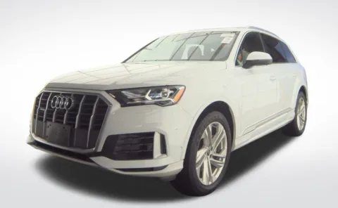 More photos of 2021 Audi Q7 55 Premium at Dream Work Automotive, NC