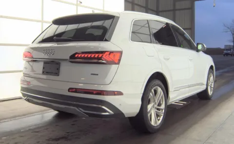 More photos of 2021 Audi Q7 55 Premium at Dream Work Automotive, NC