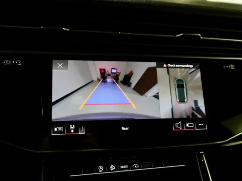 More photos of 2021 Audi Q7 55 Premium at Dream Work Automotive, NC