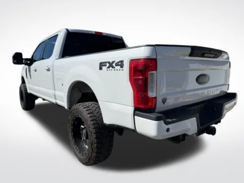 More photos of 2018 Ford F-250SD Lariat at Dream Work Automotive, NC