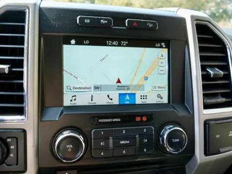 More photos of 2018 Ford F-250SD Lariat at Dream Work Automotive, NC