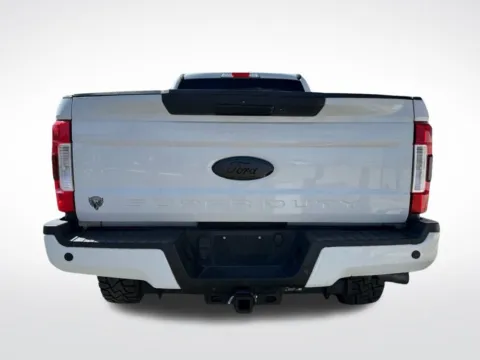 More photos of 2018 Ford F-250SD Lariat at Dream Work Automotive, NC