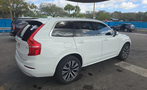 More photos of 2022 Volvo XC90 T5 Momentum at Dream Work Automotive, NC