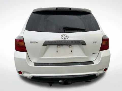 More photos of 2008 Toyota Highlander Sport at Dream Work Automotive, NC