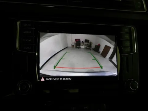 More photos of 2016 Volkswagen Jetta 1.8T SEL at Dream Work Automotive, NC