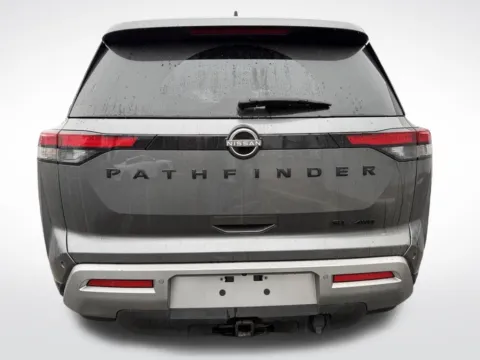 More photos of 2022 Nissan Pathfinder SL at Dream Work Automotive, NC