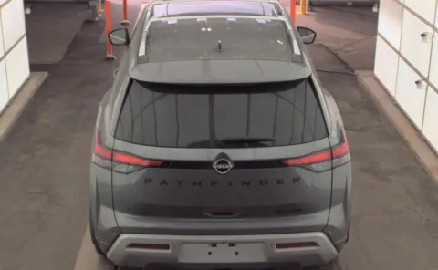 More photos of 2022 Nissan Pathfinder SL at Dream Work Automotive, NC