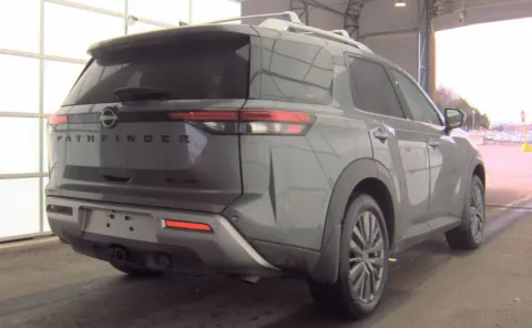 More photos of 2022 Nissan Pathfinder SL at Dream Work Automotive, NC