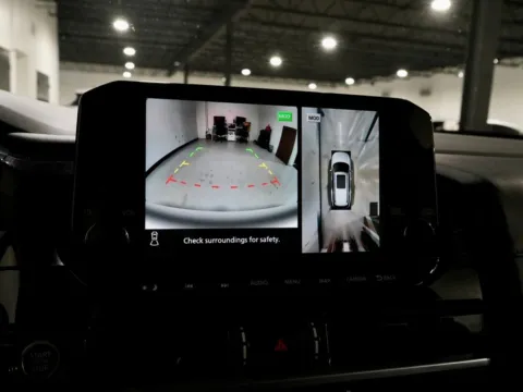 More photos of 2022 Nissan Pathfinder SL at Dream Work Automotive, NC