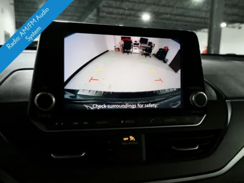 More photos of 2023 Nissan Altima 2.5 SR at Dream Work Automotive, NC