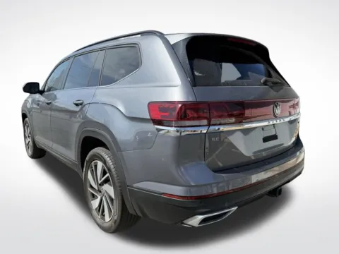 More photos of 2024 Volkswagen Atlas 2.0T SE w/Technology at Dream Work Automotive, NC
