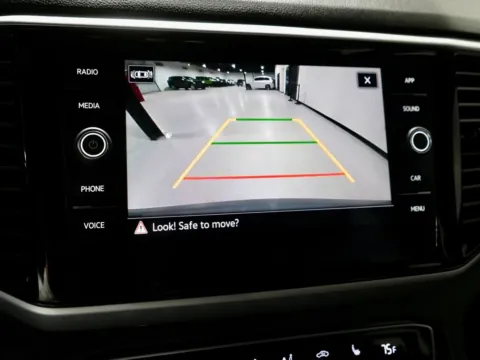 More photos of 2022 Volkswagen Atlas Cross Sport 3.6L V6 SE w/Technology at Dream Work Automotive, NC