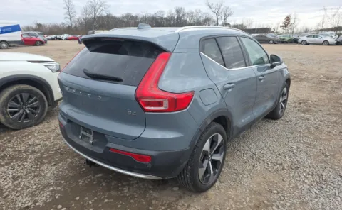 More photos of 2023 Volvo XC40 Ultimate at Dream Work Automotive, NC