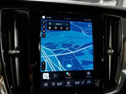 More photos of 2023 Volvo S90 B6 Plus at Dream Work Automotive, NC