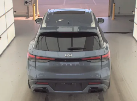 More photos of 2023 INFINITI QX60 LUXE at Dream Work Automotive, NC