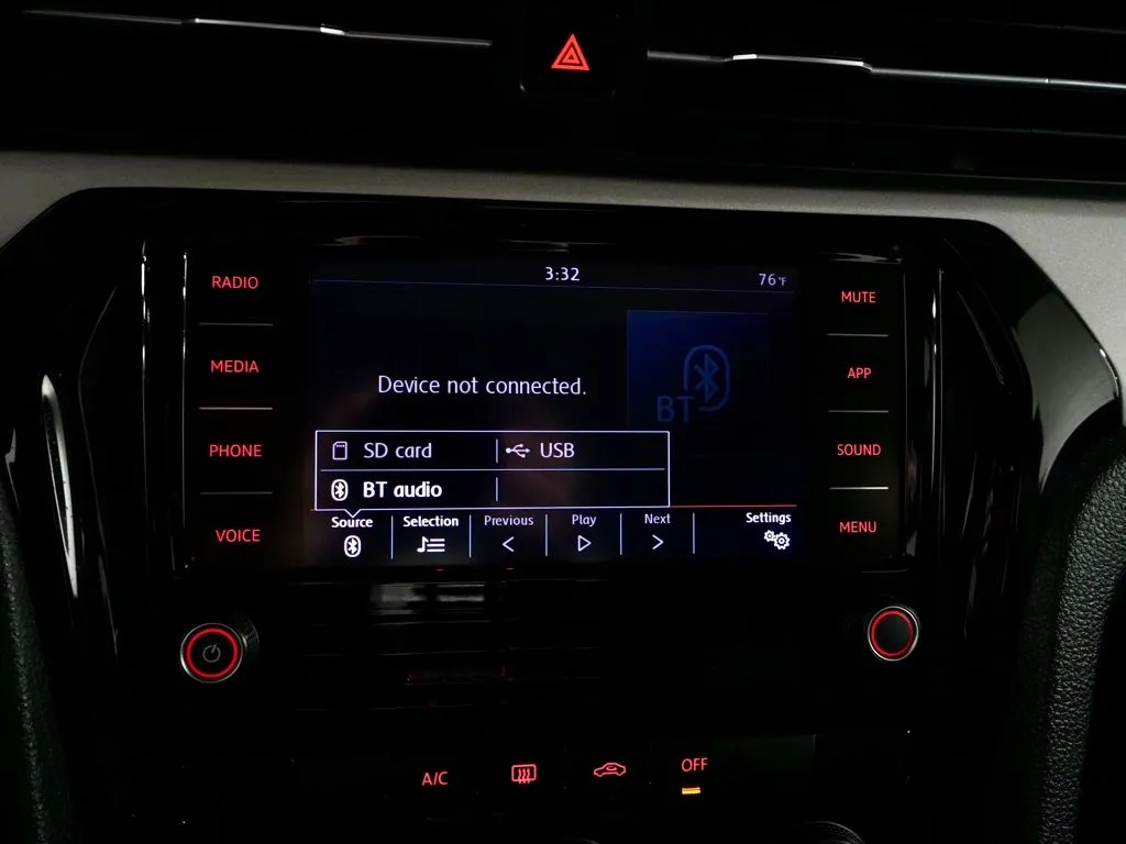 2021 Volkswagen Passat S - Photo 17