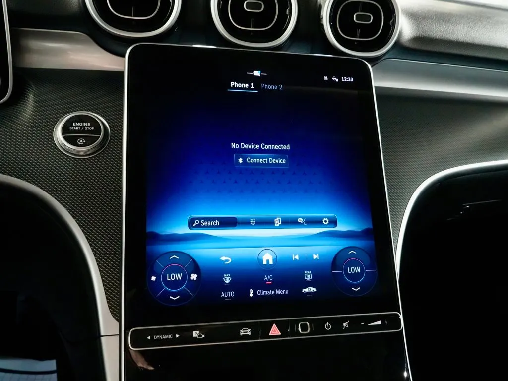 2025 Mercedes-Benz C-Class Sedan C 300 - Photo 18