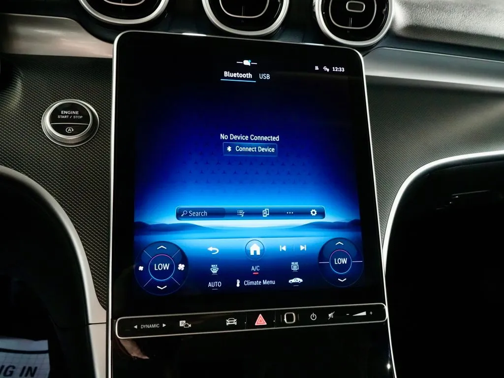 2025 Mercedes-Benz C-Class Sedan C 300 - Photo 19