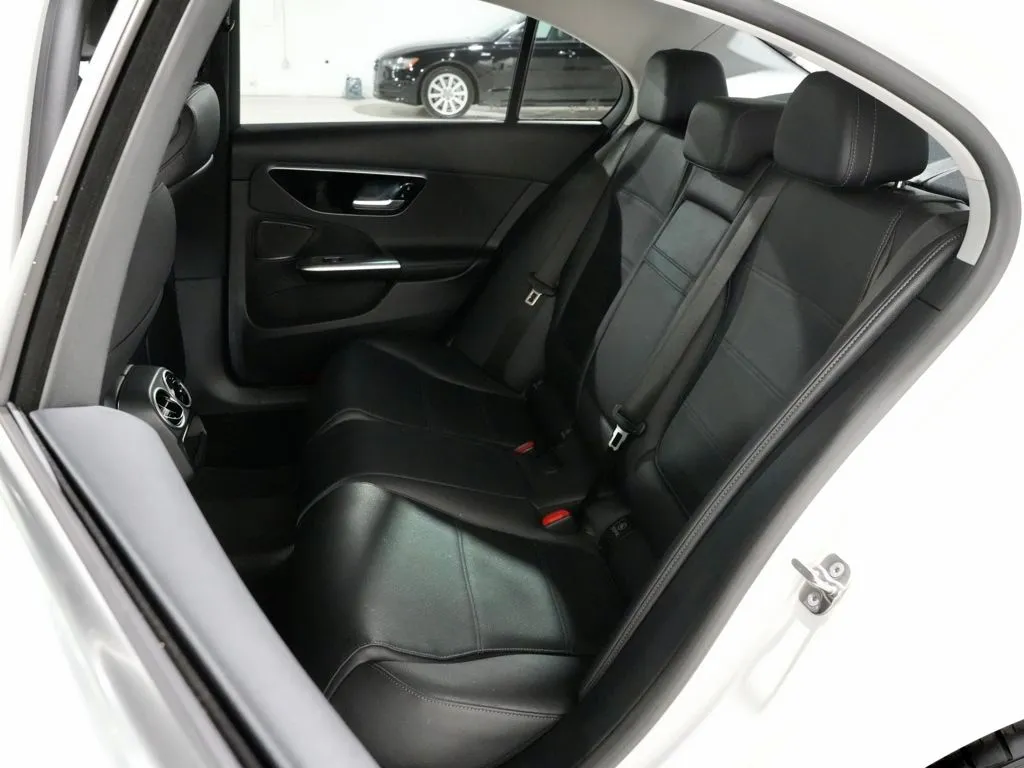 2025 Mercedes-Benz C-Class Sedan C 300 - Photo 28