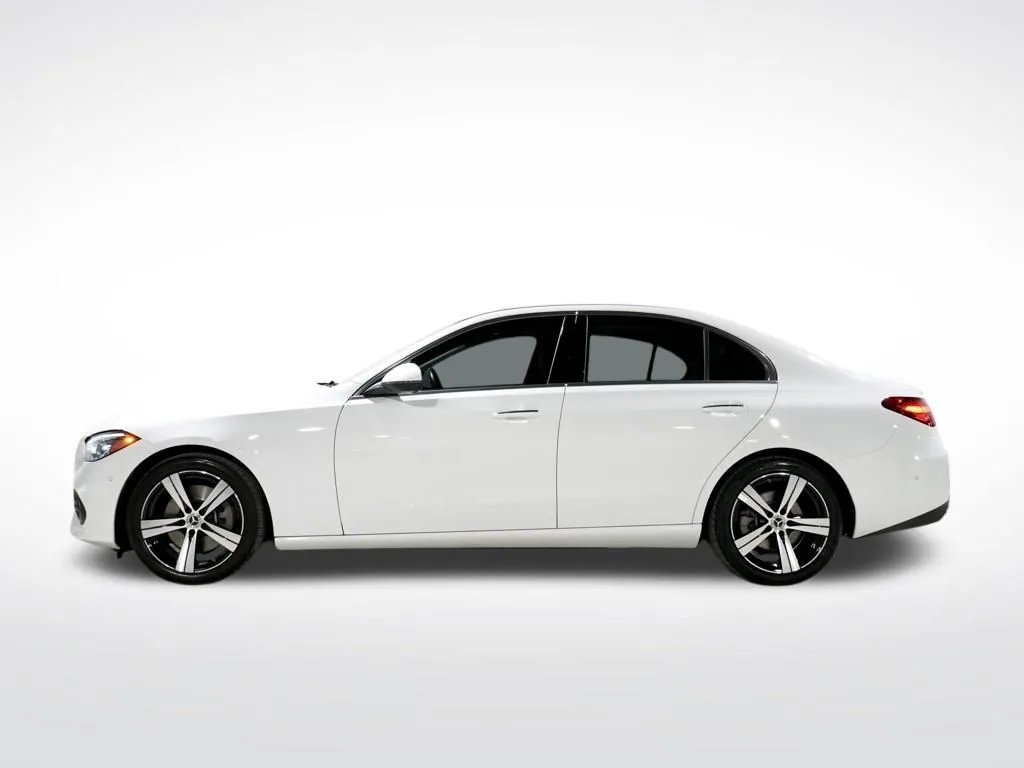 2025 Mercedes-Benz C-Class Sedan C 300 - Photo 6