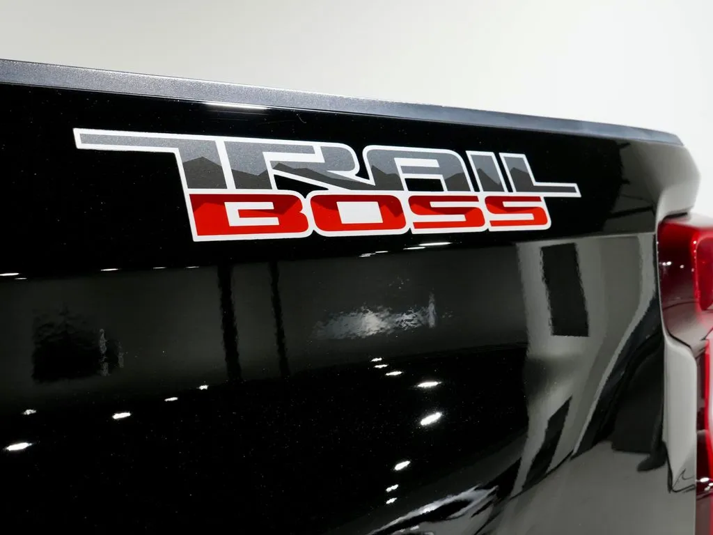 2020 Chevrolet Silverado 1500 LT Trail Boss - Photo 36