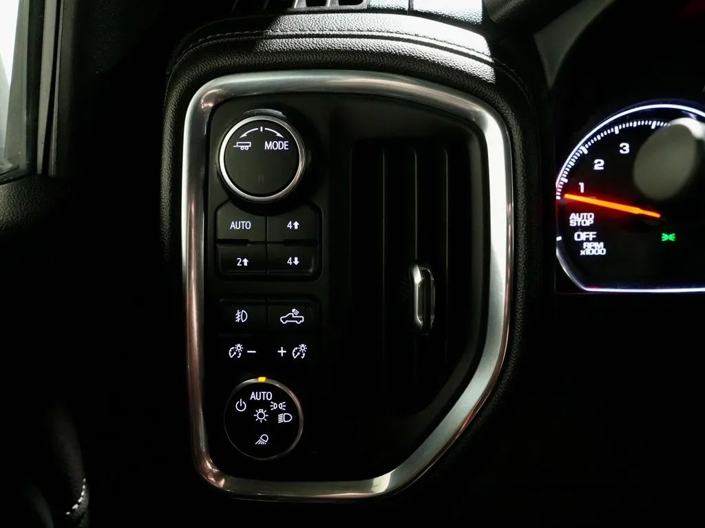 2020 Chevrolet Silverado 1500 LT Trail Boss - Photo 22