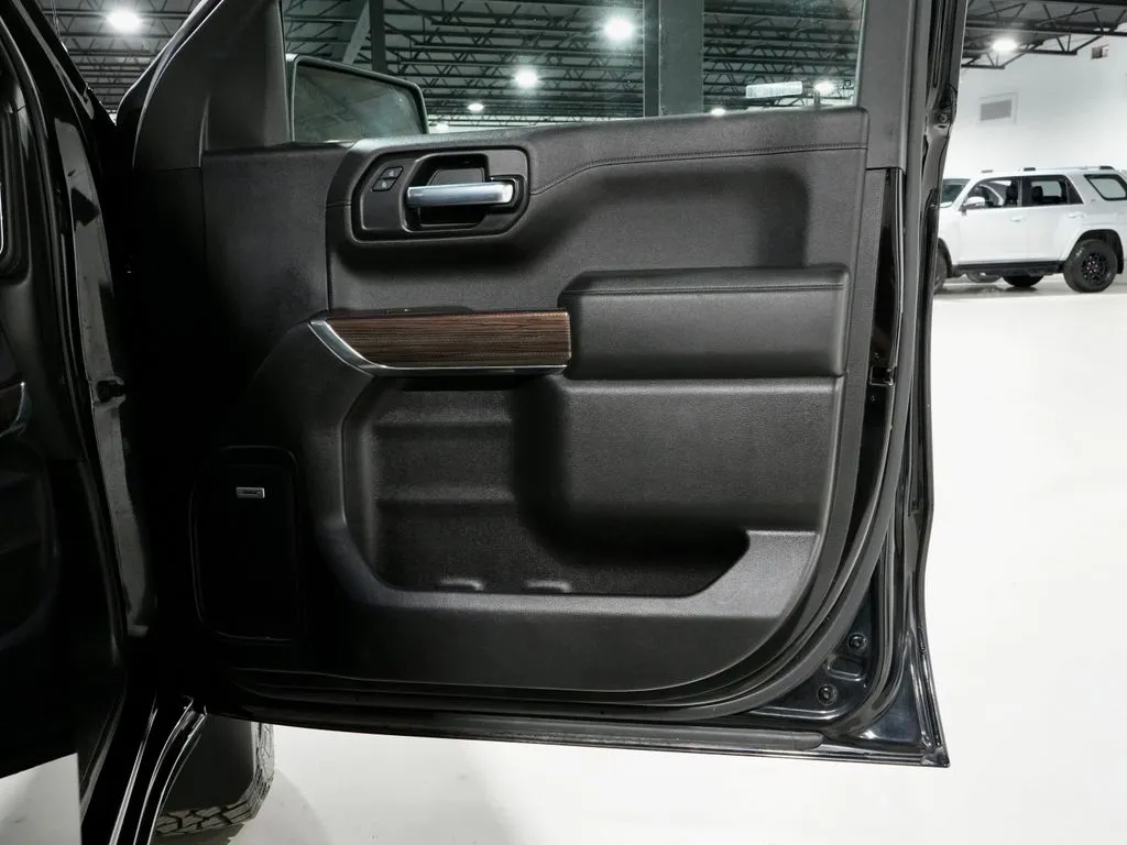 2020 Chevrolet Silverado 1500 LT Trail Boss - Photo 26