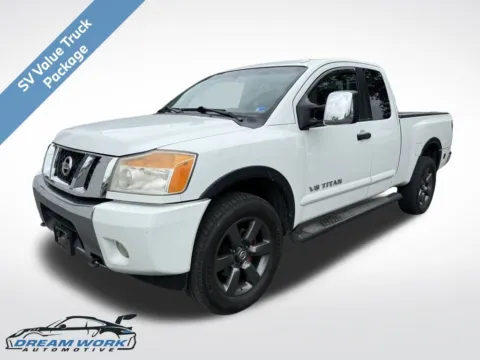 White 2015 Nissan Titan SV for sale in Charlotte, NC