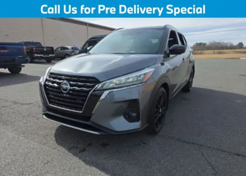 Gray 2021 Nissan Kicks SR for sale in Charlotte, NC