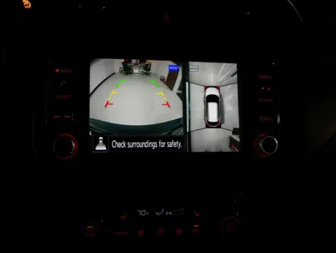 More photos of 2021 Nissan Kicks SR at Dream Work Automotive, NC
