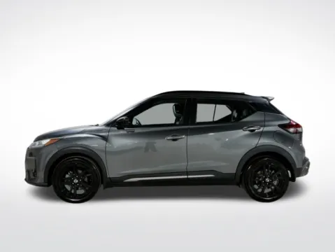 More photos of 2021 Nissan Kicks SR at Dream Work Automotive, NC
