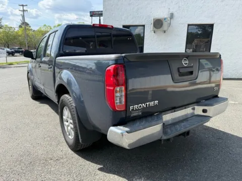More photos of 2021 Nissan Frontier SV at Dream Work Automotive, NC